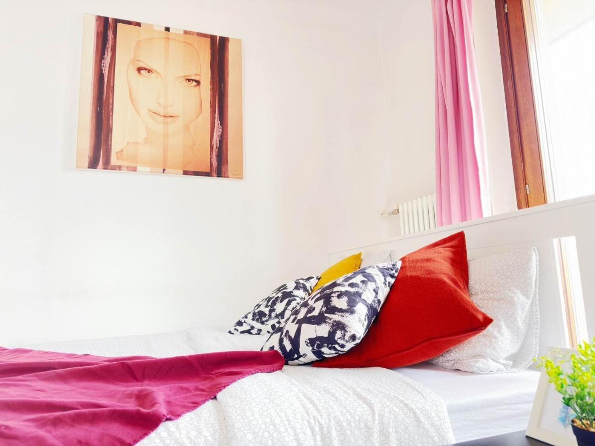 Nr 1 Apartment With 2 Balconies 3 Bedrooms Near Main Train Station Wien Exteriör bild