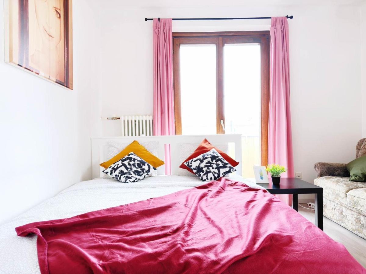 Nr 1 Apartment With 2 Balconies 3 Bedrooms Near Main Train Station Wien Exteriör bild