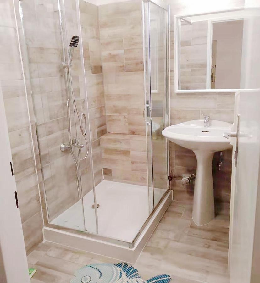 Nr 1 Apartment With 2 Balconies 3 Bedrooms Near Main Train Station Wien Exteriör bild
